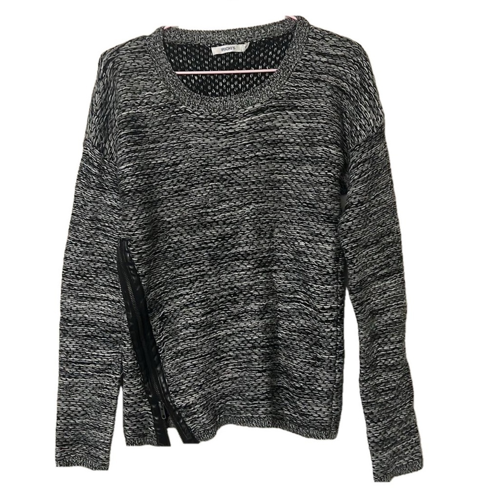 Ricki’s Knit Sweater with Side Zipper Detail